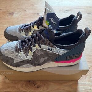 ASICS Men’s Gel-Lyte V Gray Sneakers